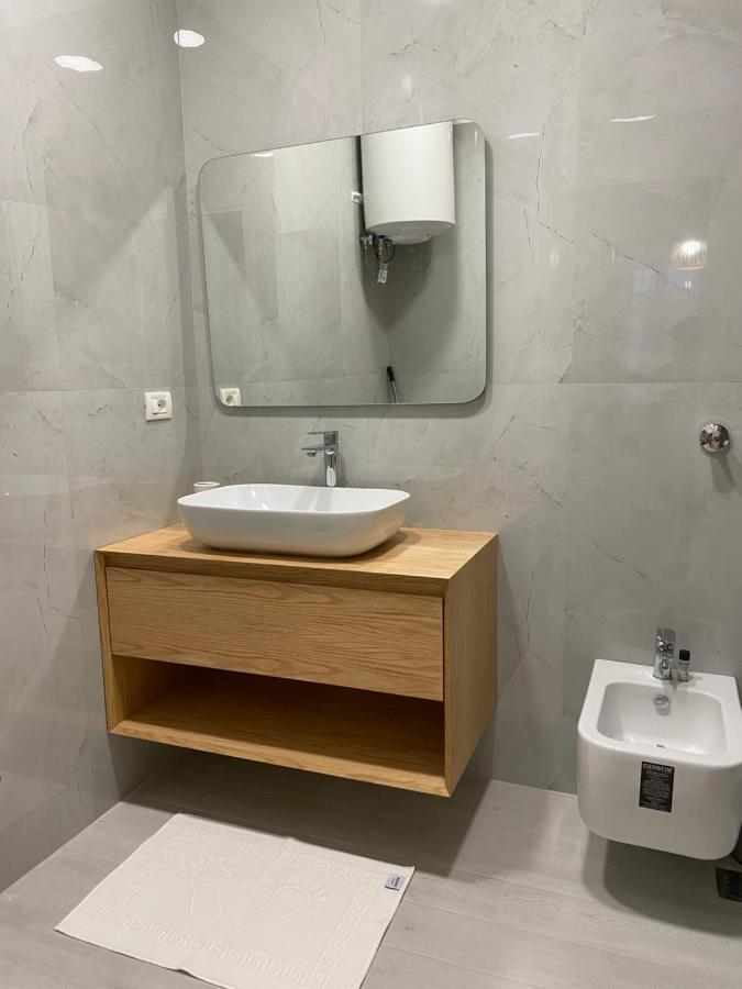 Nord House Apartamento Korce Exterior foto
