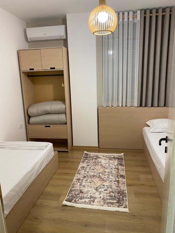 Nord House Apartamento Korce Exterior foto